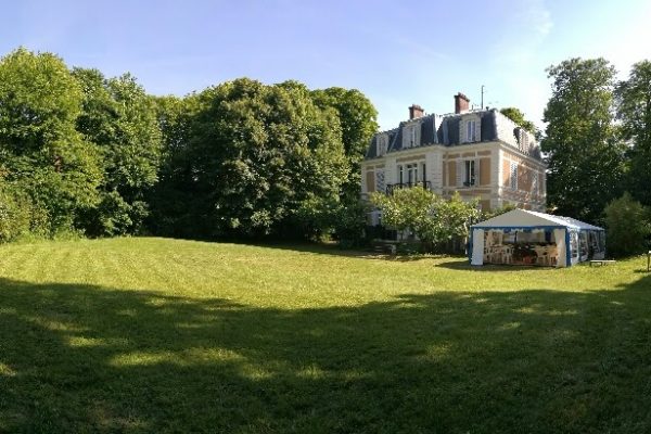 BELLE DEMEURE PROCHE DE PARIS – ESSONNE – GUIL