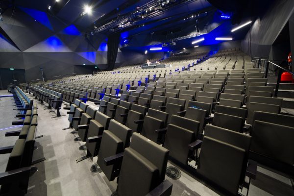 SALLES DE SPECTACLES – PARIS XIII – ADELPHE