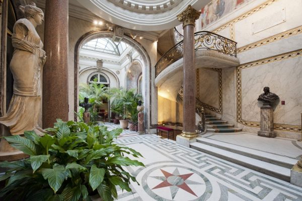 HOTEL PARTICULIER HISTORIQUE – PARIS VIII – ARTHUR