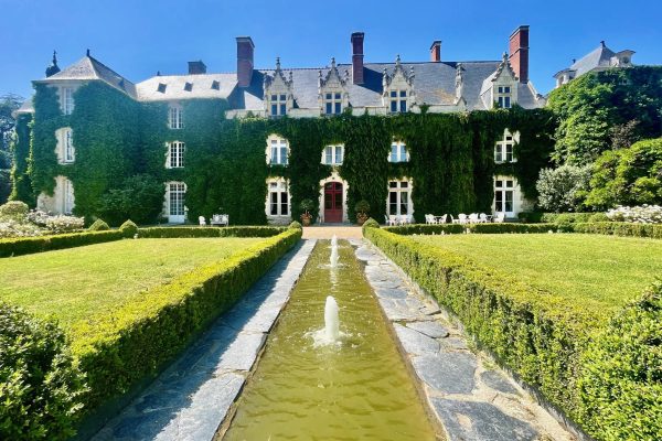 CHÂTEAU VERDOYANT – PROCHE ANGERS – KENLY