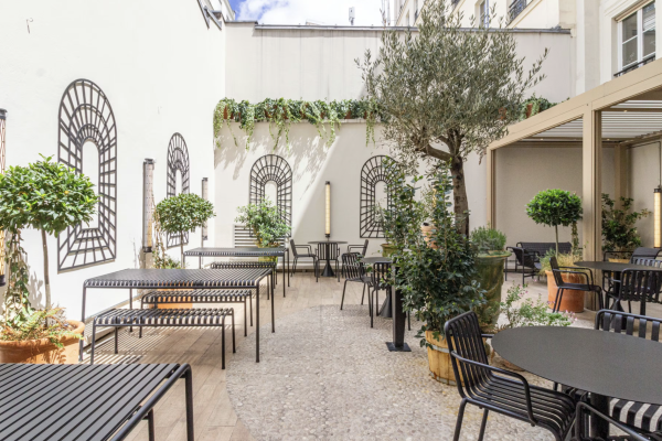 COWORKING AVEC EXTÉRIEUR – PARIS IX – AZÉLIE