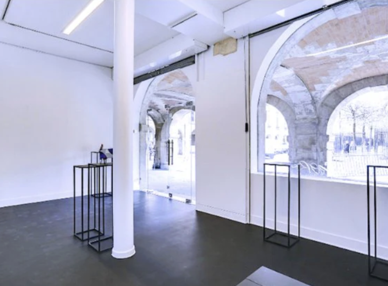 Galerie ISOLDE vitrine