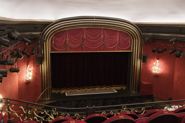 THÉÂTRE DE PRESTIGE POUR COCKTAILS  ET CONFÉRENCES-  PARIS II – CIRCÉ