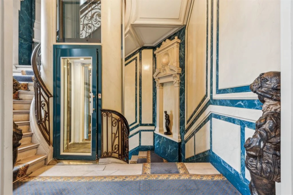 APPARTEMENT HAUSSMANNIEN – PARIS X – PALENA