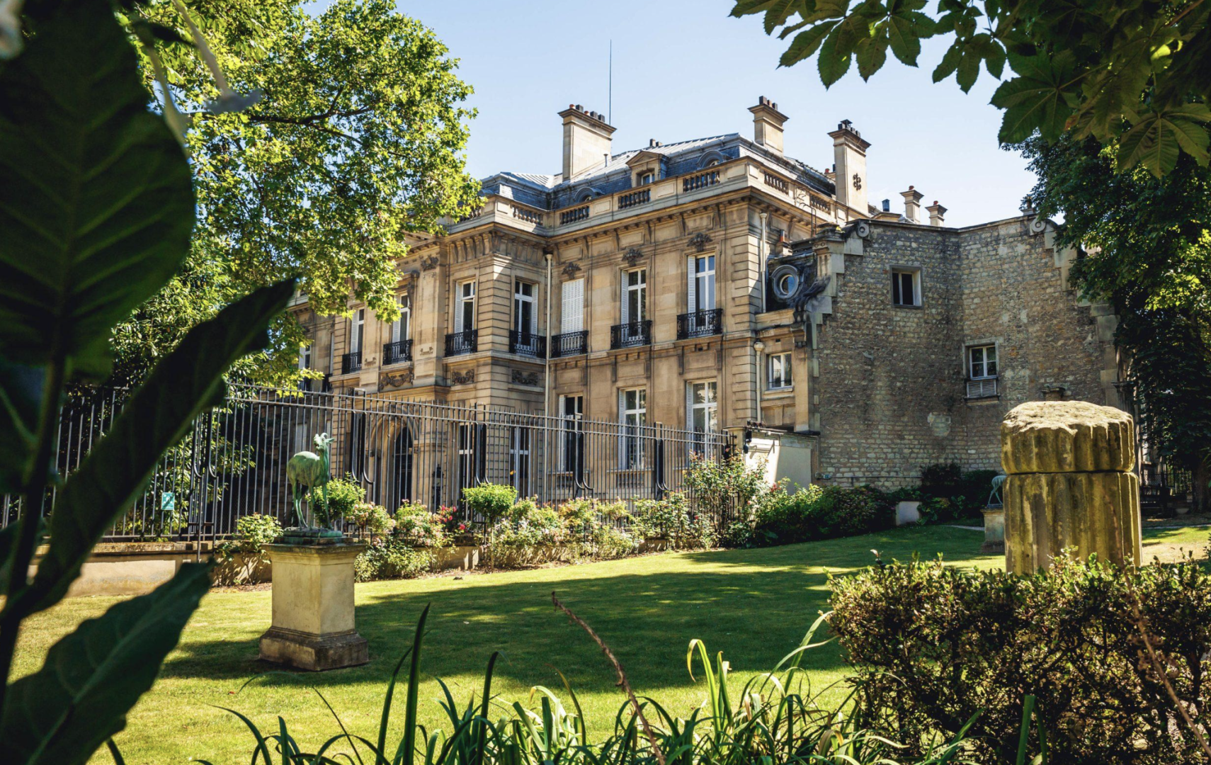 grand extérieur avec jardin pour cocktail dinatoire